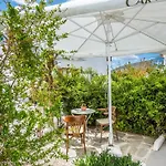 Aquanis Milos * Adamantas (Milos)